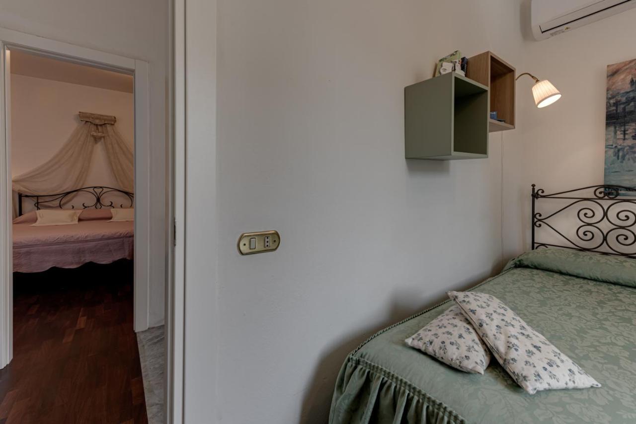 Del Papa Gasthuis 2*